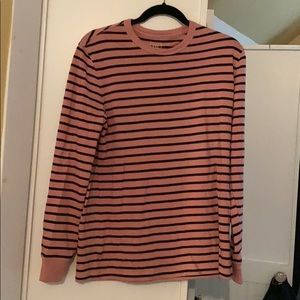 Gap long sleeved tee